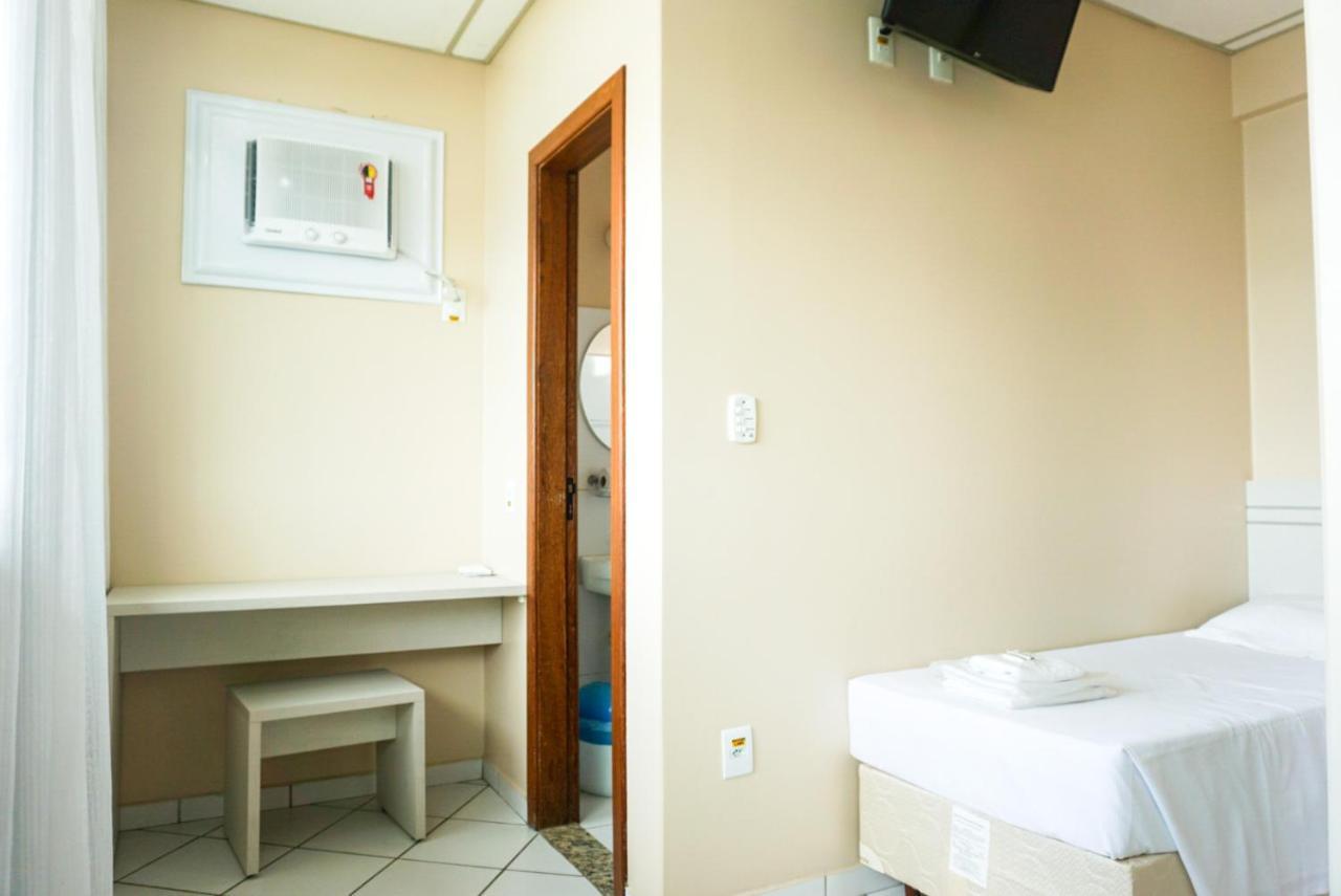 Lord Hotel Camburi Camburi  Buitenkant foto